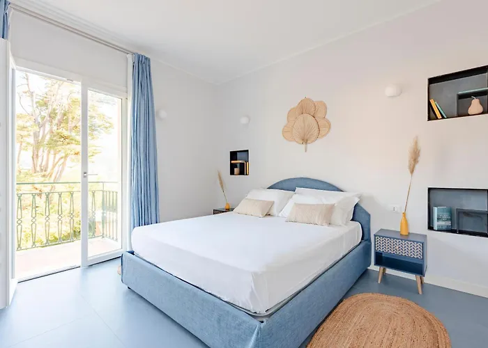 Macera Con Palestra E Golf Рапалло