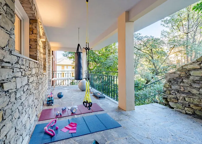 Macera Con Palestra E Golf