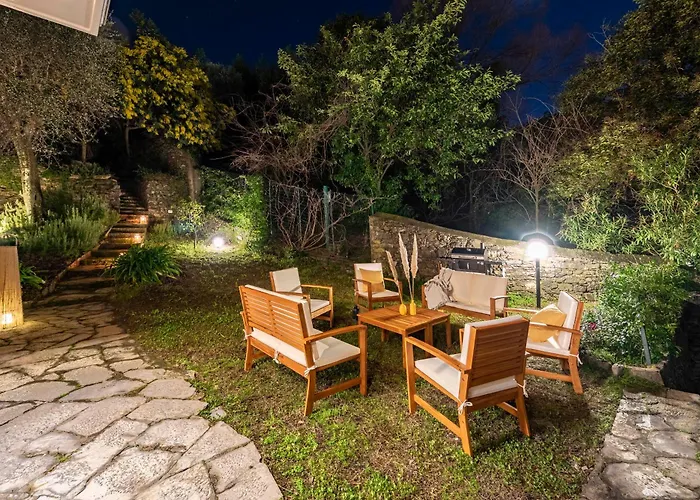 Вілла Macera Con Palestra E Golf